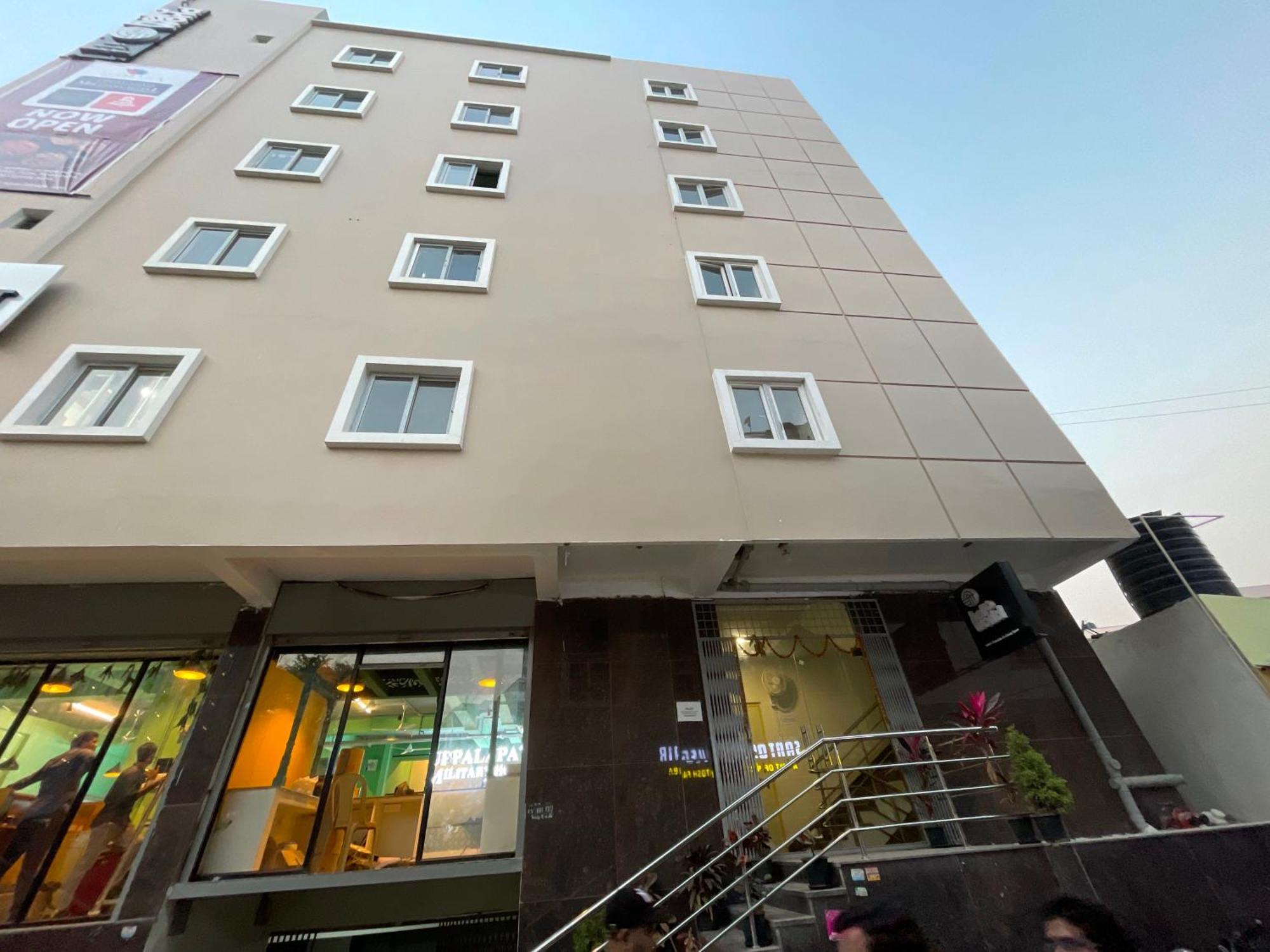 Hotel O Helloworld Tech View Hyderabad Esterno foto